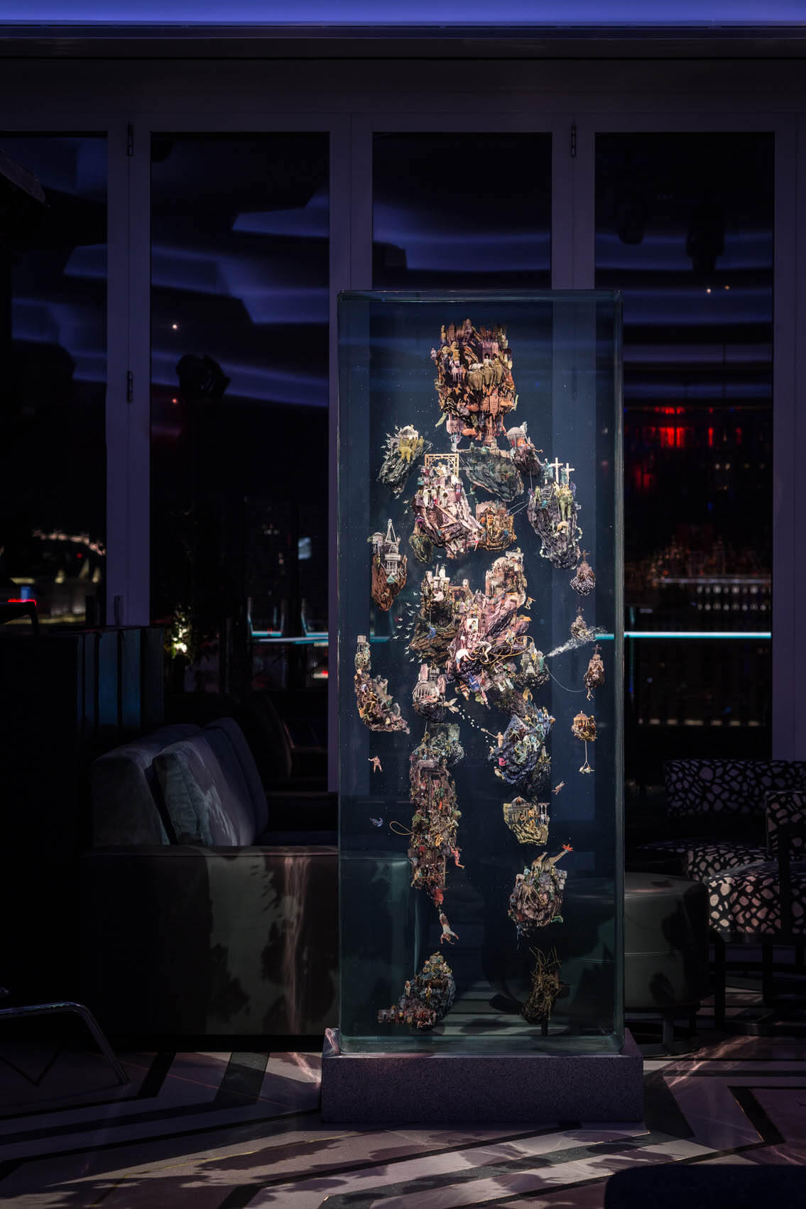 Arcon – Apex Floor with Sculpture 3